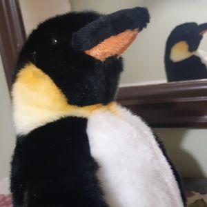 Endearing Plush 'Bib's The Penquin